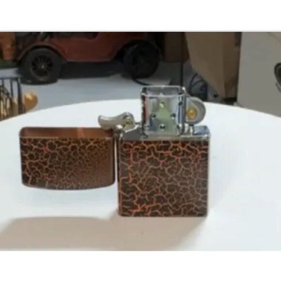 Dur-O-lite Vintage Oversize Large Brown Cigarette Lighter - Picture 2 of 2
